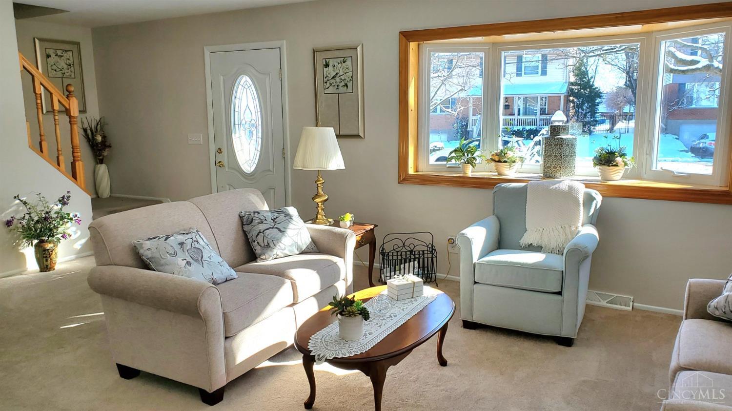 2135 Townhill Road Cincinnati, OH 45238 - Photo 5 of 38 Gallery Image 5