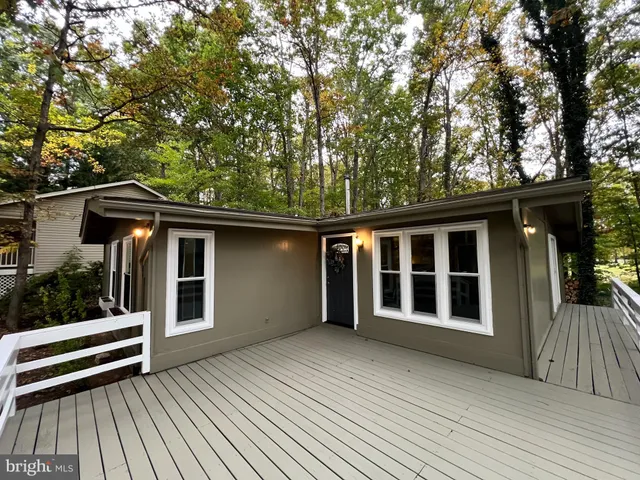a house view with a outdoor space
