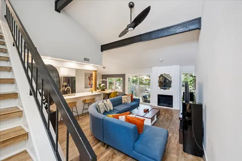 $273,500 | 8906 Parkfield Drive, Unit C, Austin, TX 78758