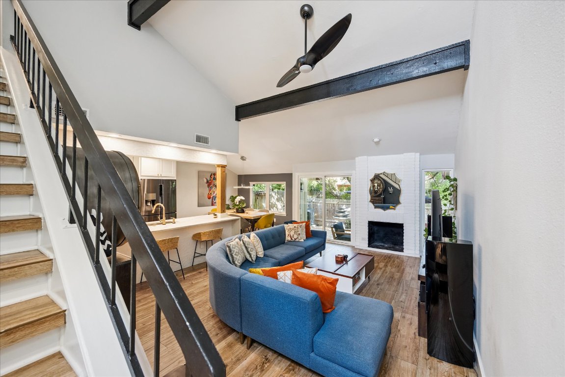 8906 Parkfield Drive, Unit C Austin, TX 78758 - Photo 4 of 21