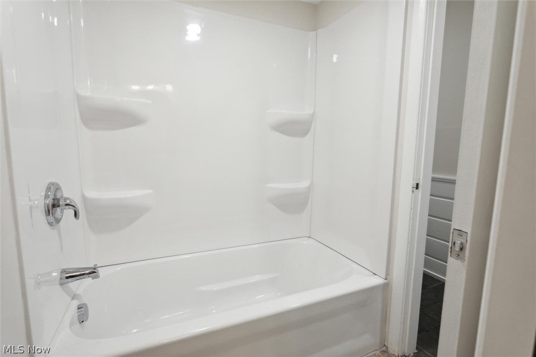 19482 Albion Road Strongsville, OH 44149 - Photo 22 of 31 Gallery Image 22