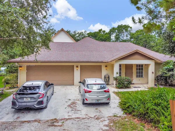 $4,500 | 14425 64th Court North, The Acreage, FL 33470