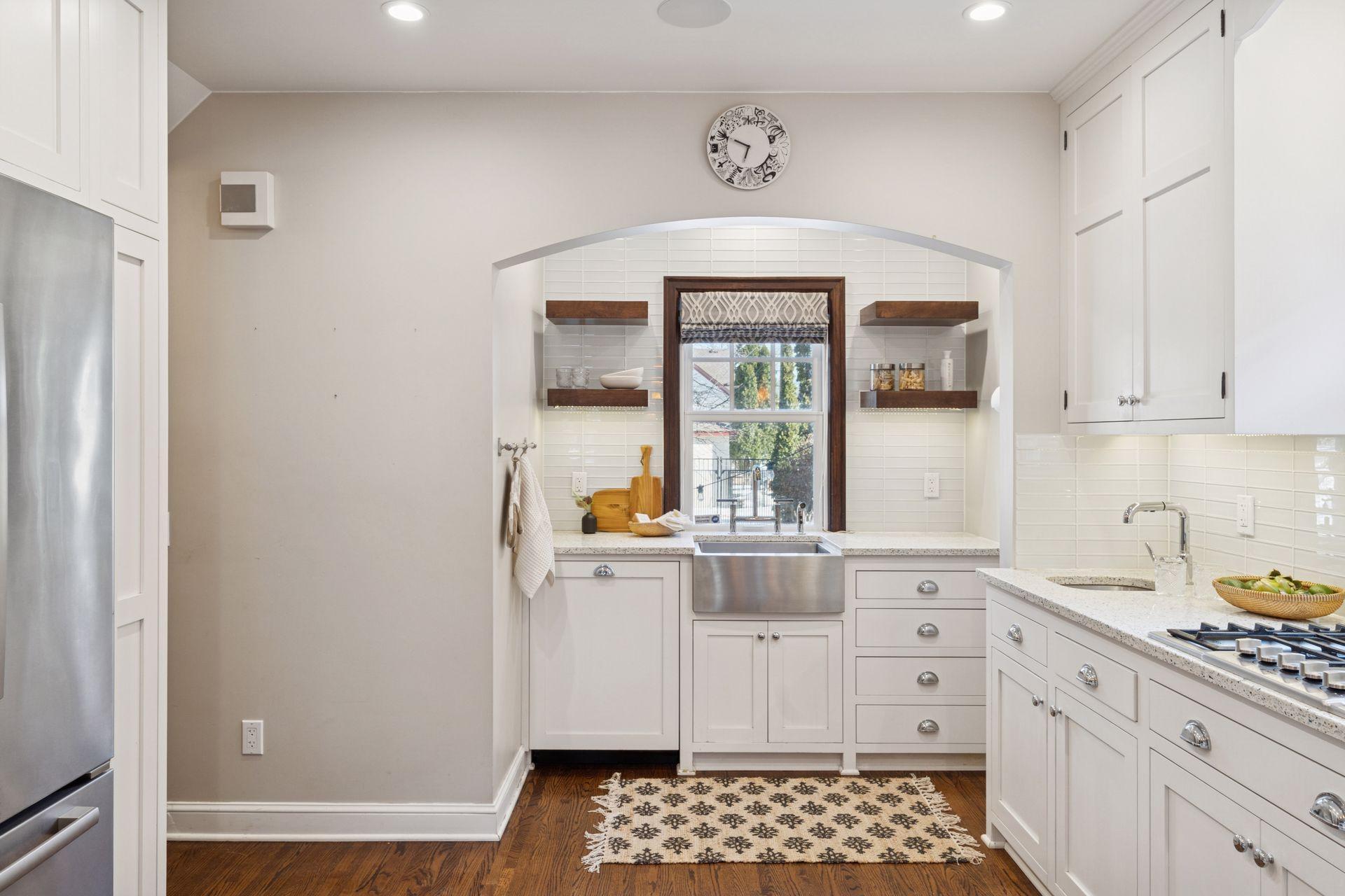 1558 Simpson Street St. Paul, MN 55108 - Photo 15 of 48