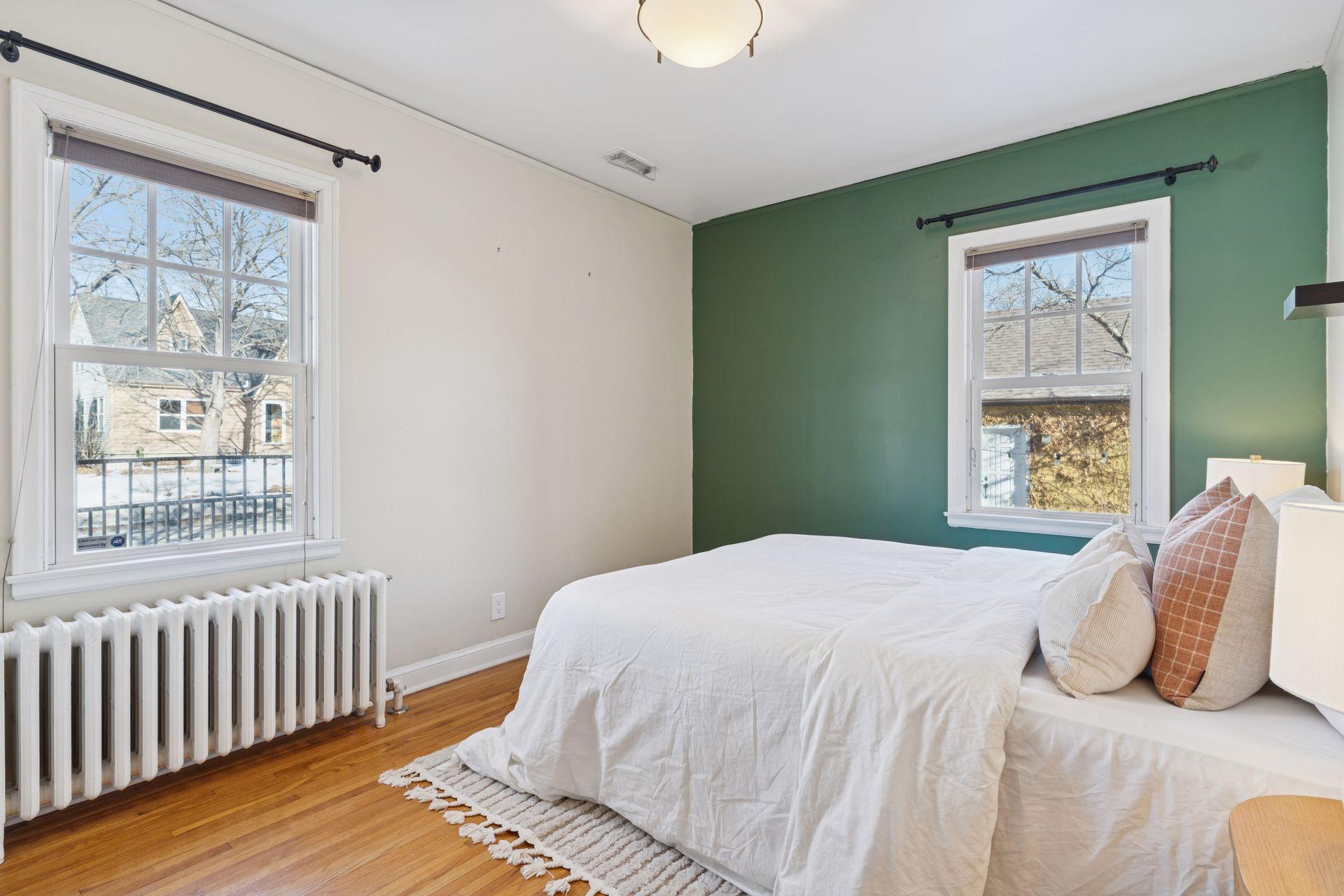 1558 Simpson Street St. Paul, MN 55108 - Photo 22 of 48