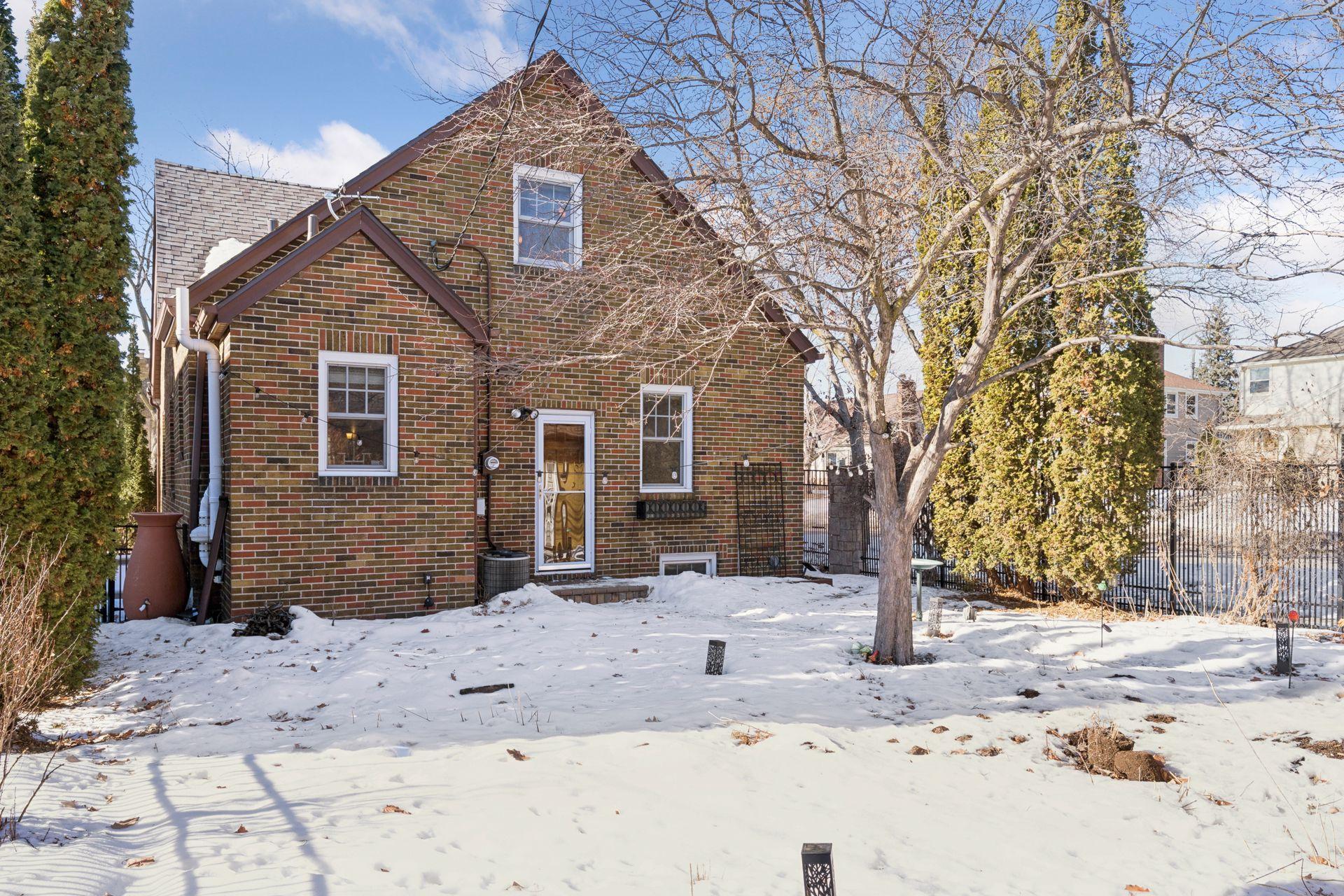 1558 Simpson Street St. Paul, MN 55108 - Photo 43 of 48