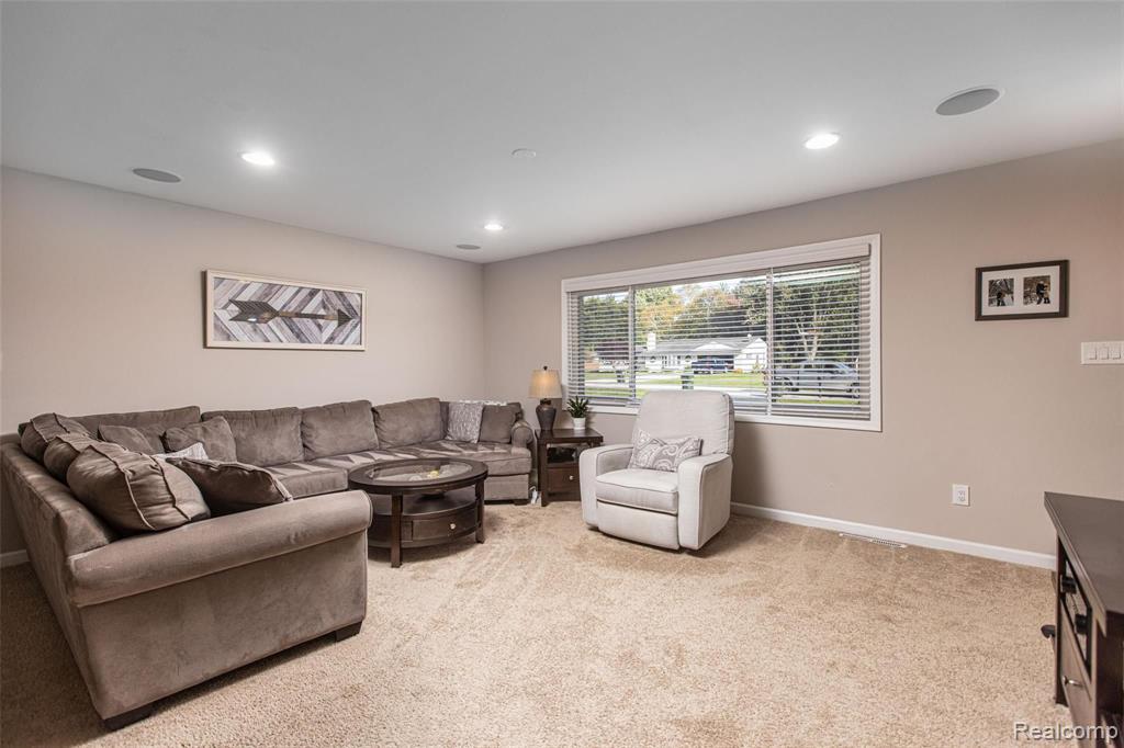 386 Wimpole Drive Rochester Hills, MI 48309 - Photo 4 of 21