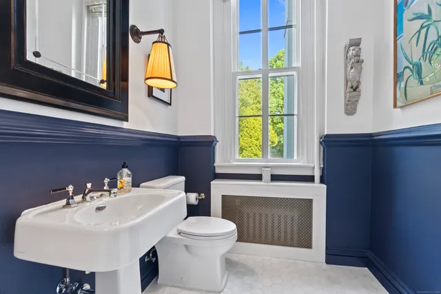 $3,495,000 | 259 North Main Street, Stonington, CT 06378