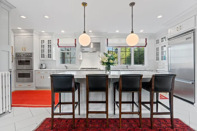 $3,495,000 | 259 North Main Street, Stonington, CT 06378