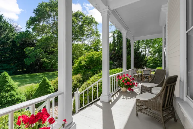 $3,495,000 | 259 North Main Street, Stonington, CT 06378