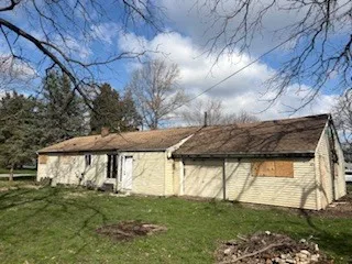 $250,000 | 17W531 Morningside Drive, Oakbrook Terrace, IL 60181