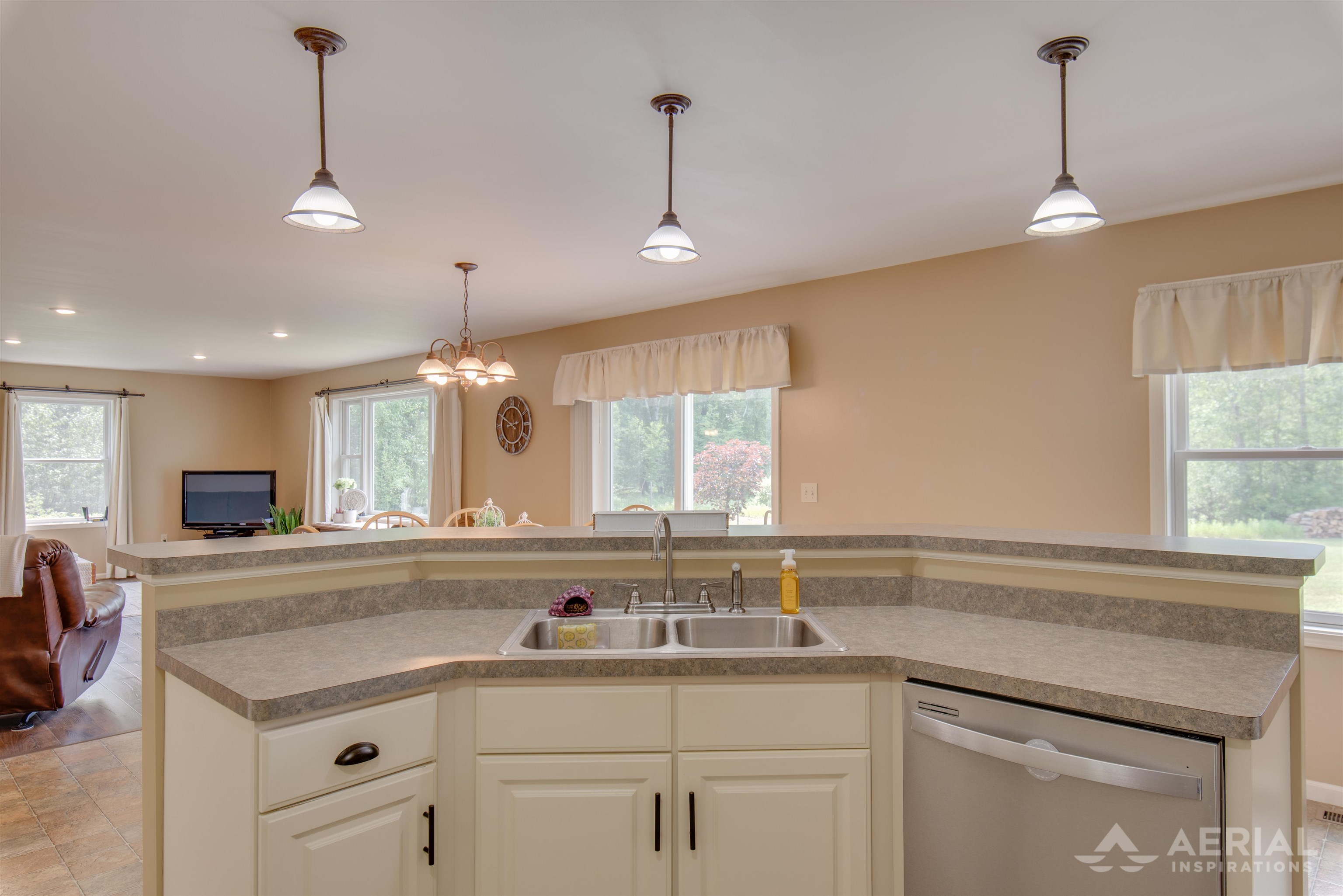 1606 Clark Road Hale, MI 48739 - Photo 5 of 43