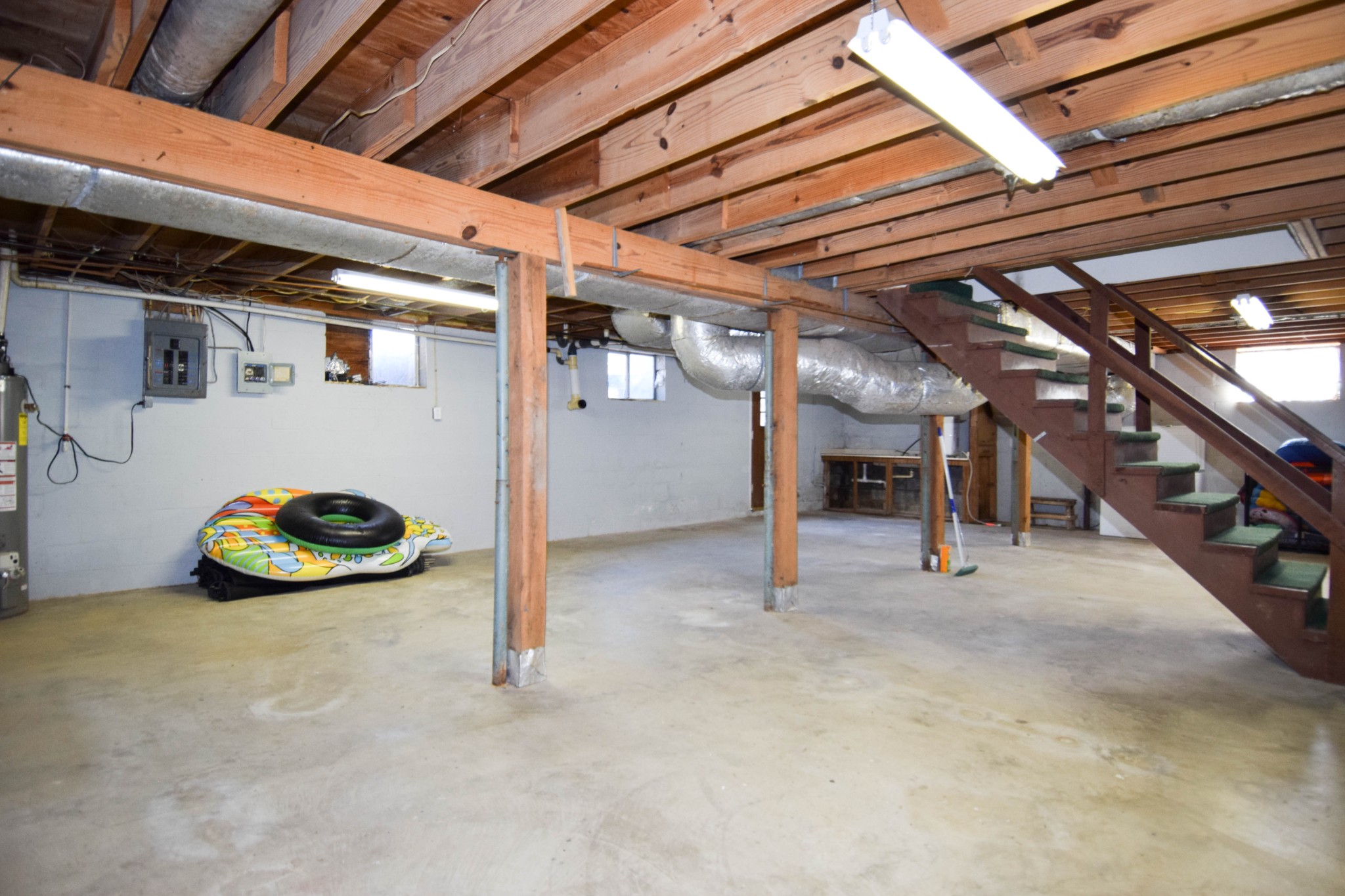 1059 Robertson Road Gallatin, TN 37066 - Photo 62 of 84 a view of parking garage