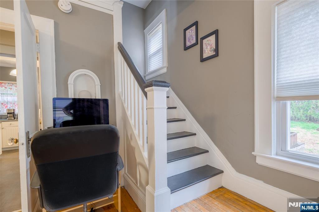 383 Park Avenue Rutherford, NJ 07070 - Photo 8 of 25