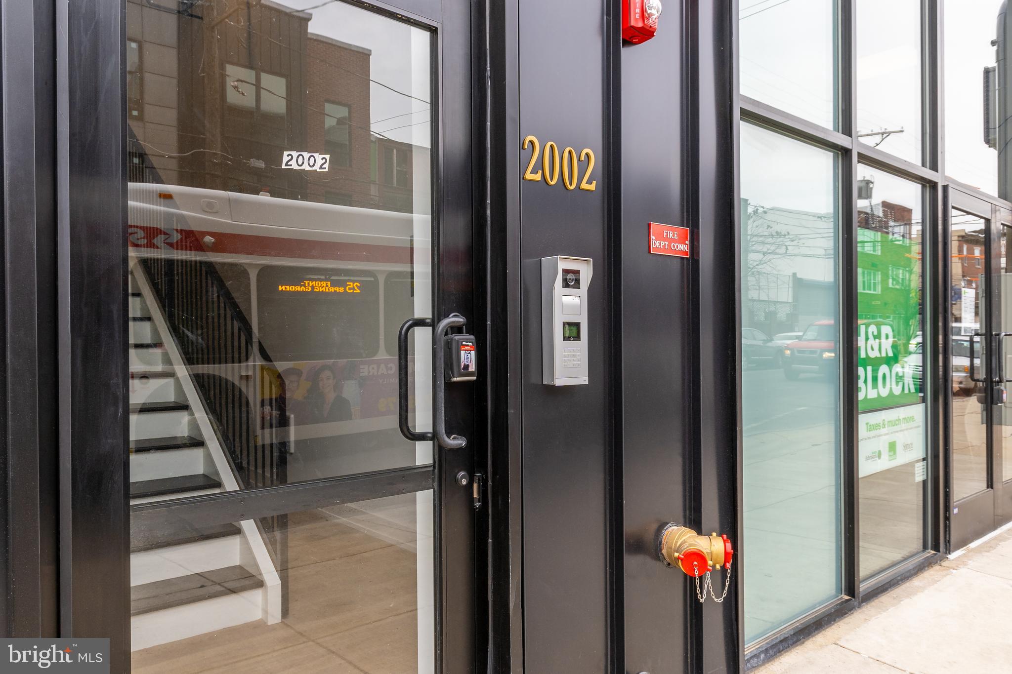2002 Frankford Avenue, Unit 202 Philadelphia, PA 19125 - Photo 19 of 20 a close view of door