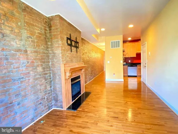 $2,500 | 2129 1st Street Northwest, Unit 3, Washington, DC 20001