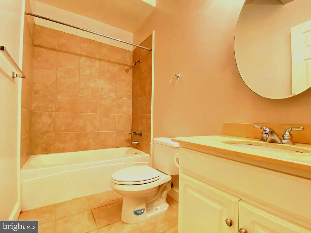 2129 1st Street Northwest, Unit 3 Washington, DC 20001 - Photo 8 of 9