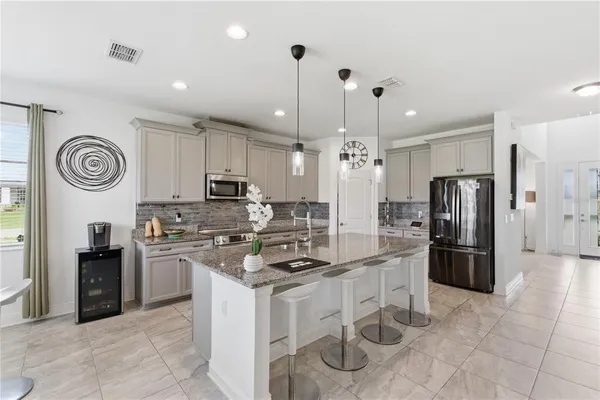 $895,000 | 9714 Provencal Avenue, Seffner, FL 33584