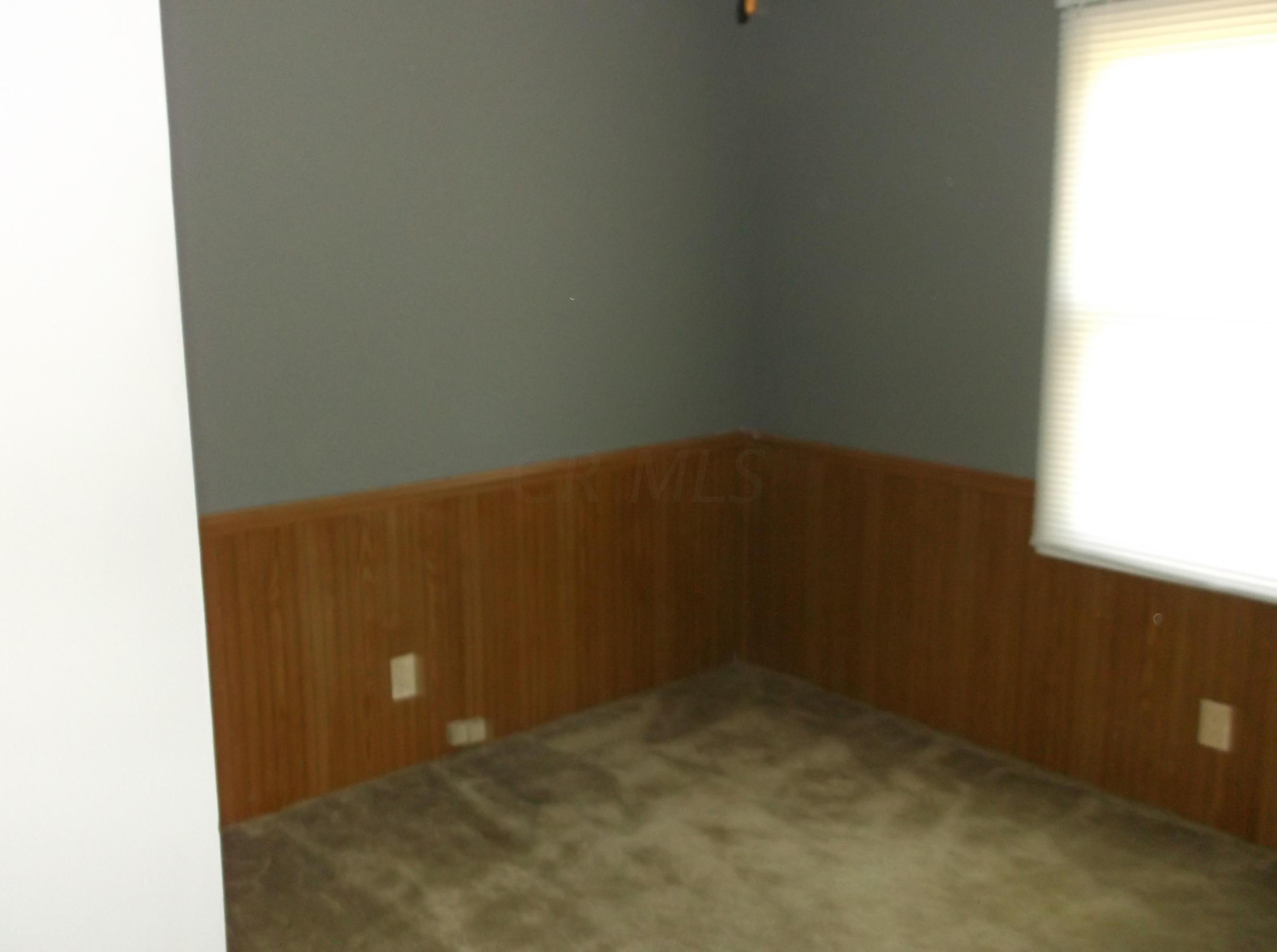 1001 Snyder Road Chillicothe, OH 45601 - Photo 5 of 17