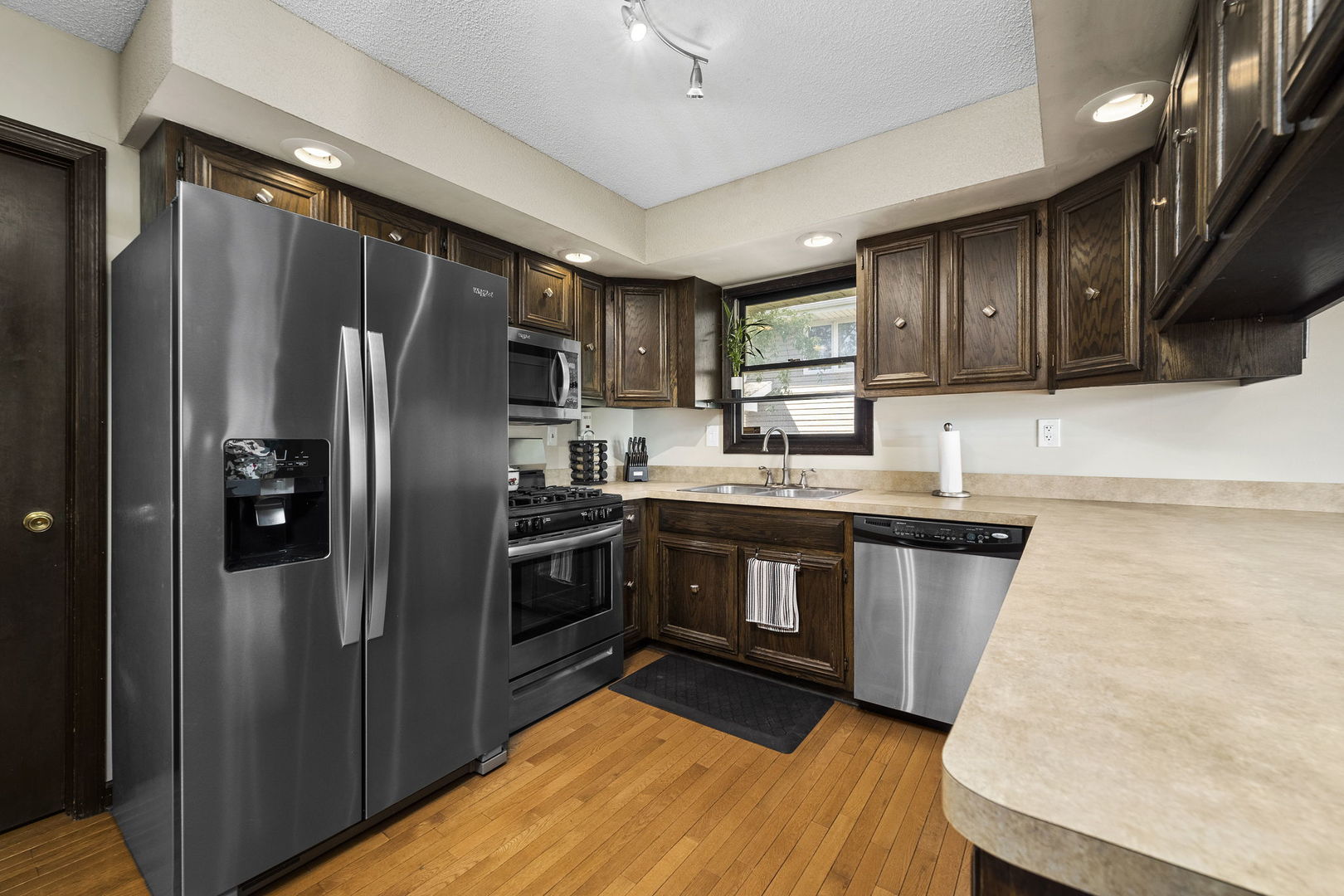 1209 Shagbark Road New Lenox, IL 60451 - Photo 8 of 32