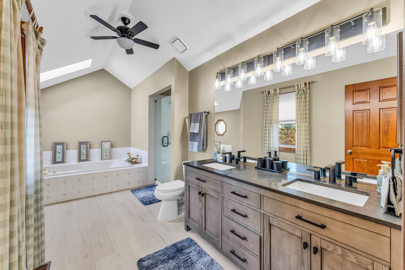 1507 Conan Doyle Road Naperville, IL 60564 - Photo 16 of 33