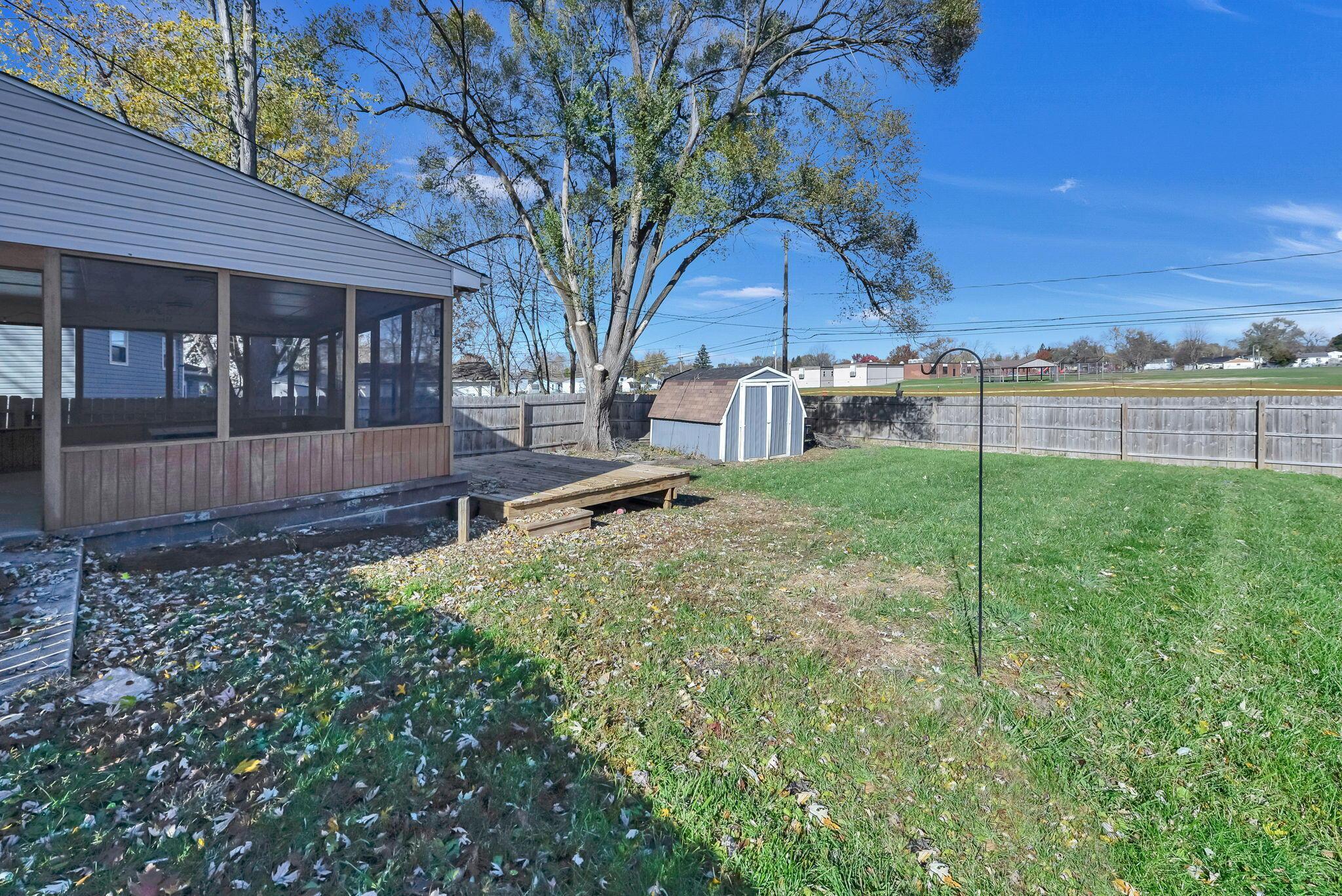 3246 Latonia Road Columbus, OH 43232 - Photo 27 of 39 26-web-or-mls-3246-latonia-rd