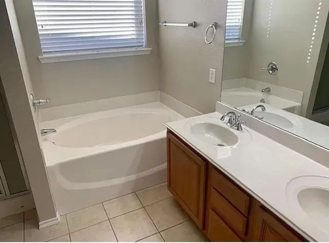 $2,450 | 420 Sandy Creek Drive, Fort Worth, TX 76131