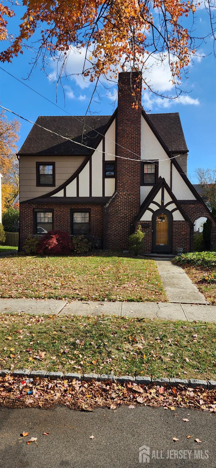 525 Edgar Road Westfield, NJ 07090 - Photo 2 of 9 a view of a outdoor space
