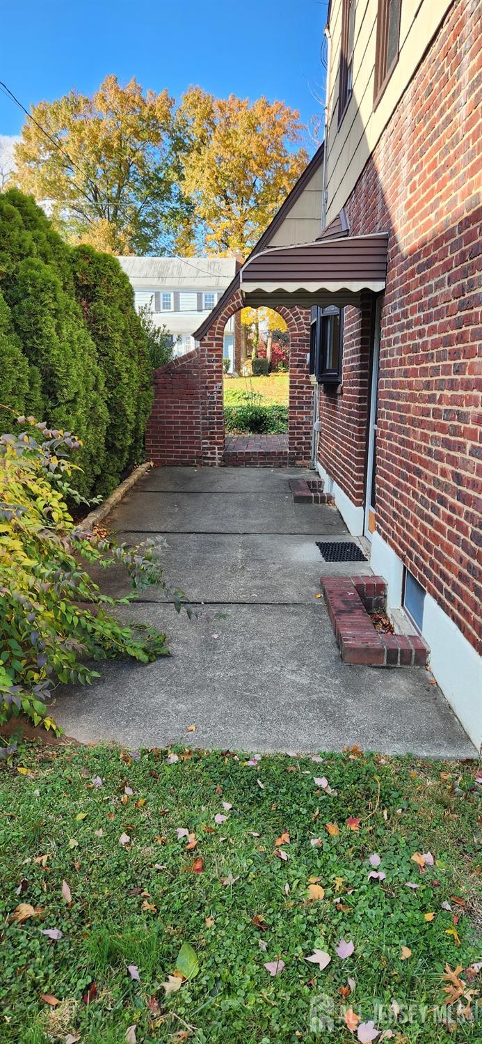 525 Edgar Road Westfield, NJ 07090 - Photo 5 of 9 a view of a house with a yard