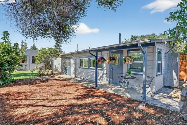 $1,200,000 | 464-464 Kenilworth Avenue, San Leandro, CA 94577