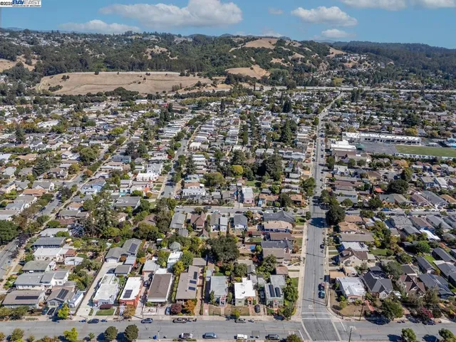 $1,200,000 | 464-464 Kenilworth Avenue, San Leandro, CA 94577