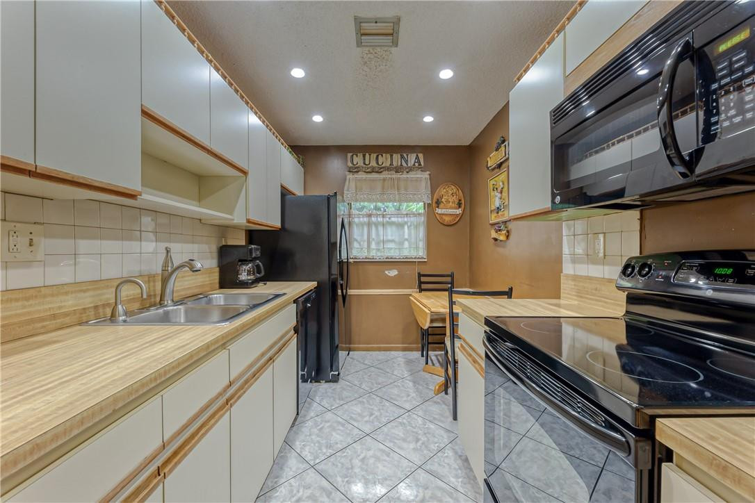 5300 Nesting Way, Unit C Delray Beach, FL 33484 - Photo 21 of 41 Photo 21