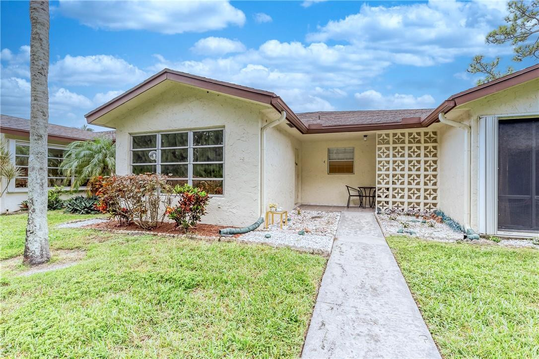 5300 Nesting Way, Unit C Delray Beach, FL 33484 - Photo 3 of 41 Photo 3