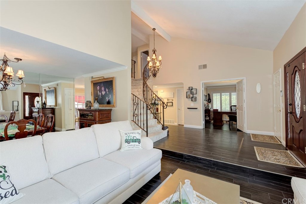 257 North Quail Lane Orange, CA 92869 - Photo 11 of 41