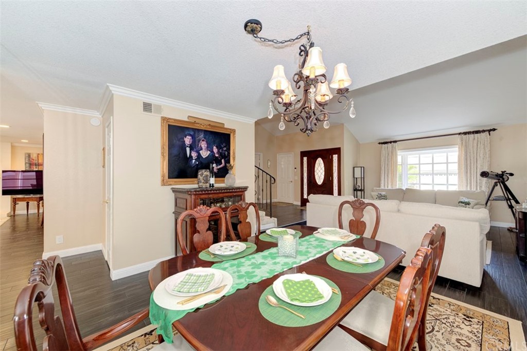 257 North Quail Lane Orange, CA 92869 - Photo 13 of 41