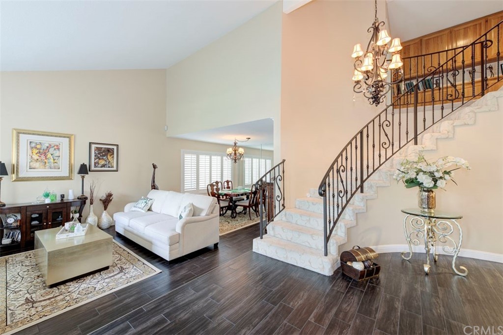 257 North Quail Lane Orange, CA 92869 - Photo 2 of 41