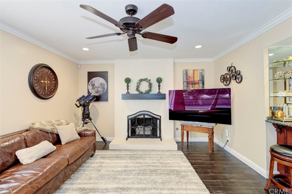 257 North Quail Lane Orange, CA 92869 - Photo 3 of 41