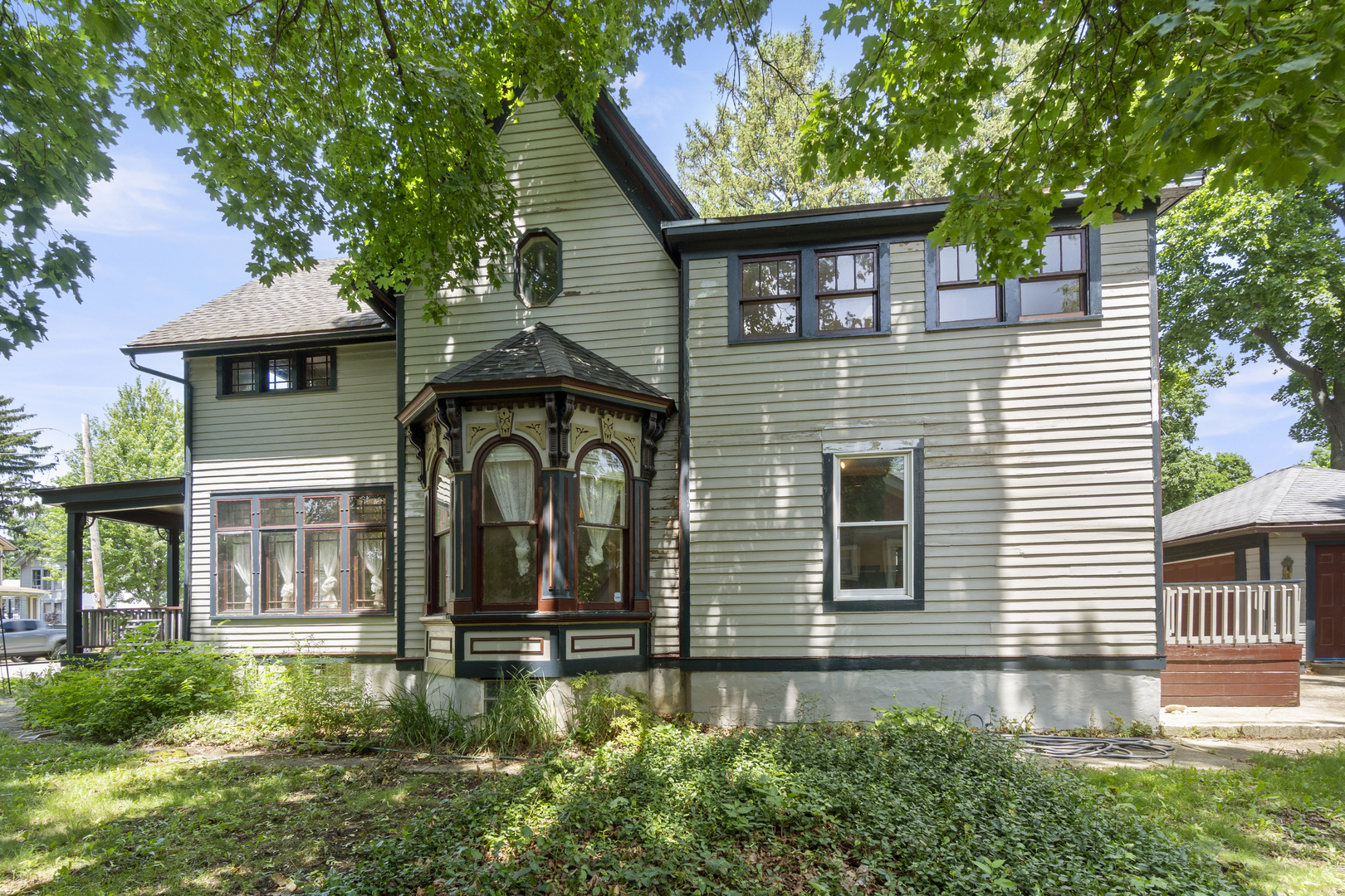 509 North Spring Street Elgin, IL 60120 - Photo 14 of 48