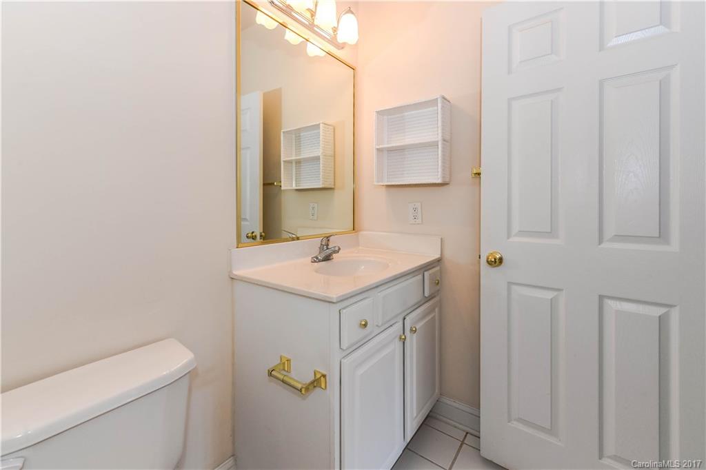 5609 Fairview Road, Unit 10 Charlotte, NC 28209 - Photo 11 of 23 Gallery Image 11