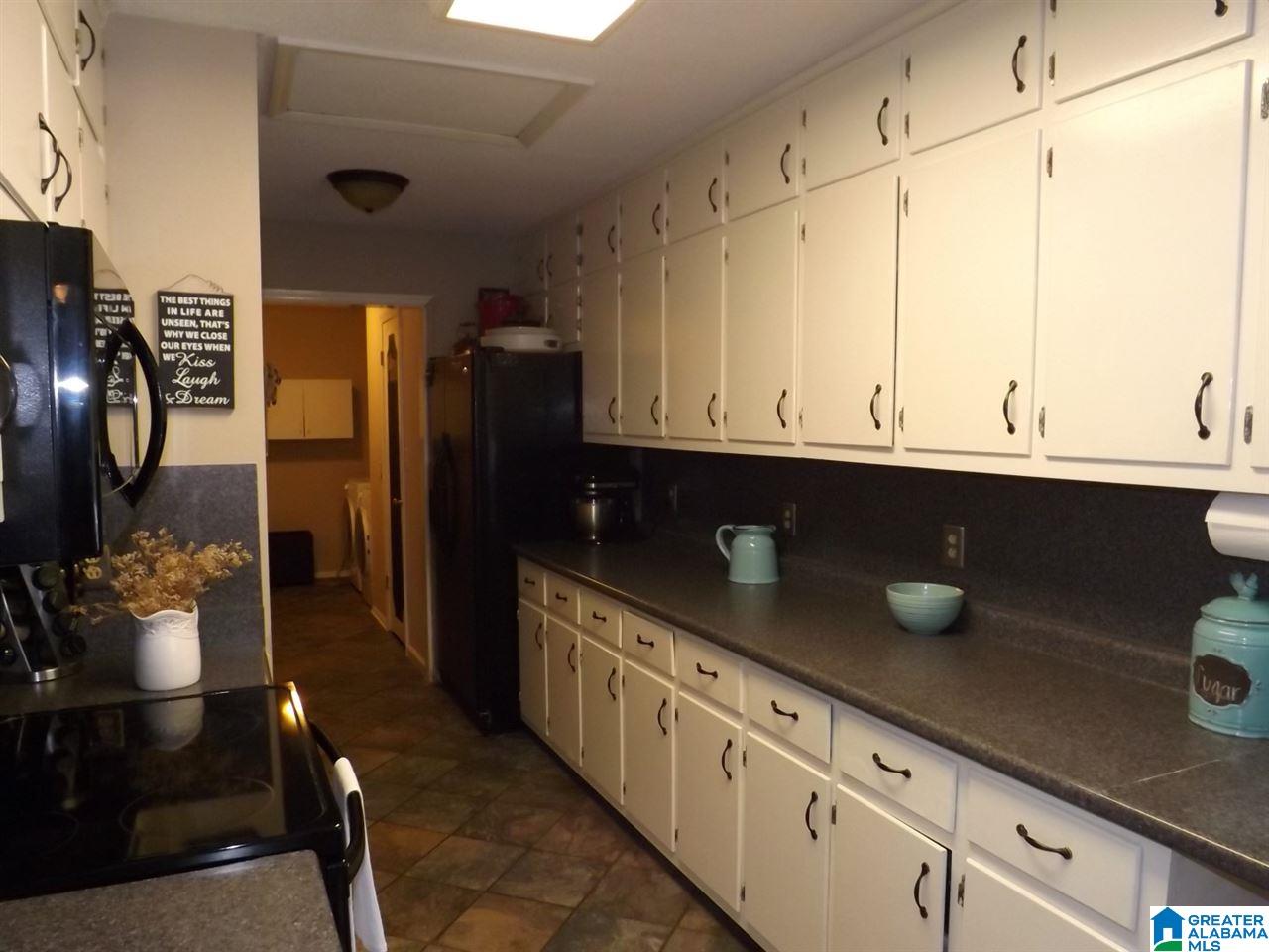 812 Sunshine Avenue Oneonta, AL 35121 - Photo 24 of 47