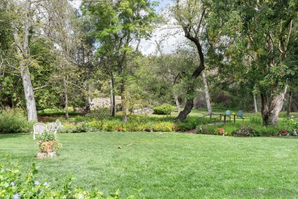 13636 Jack Rabbit Road Poway, CA 92064 - Photo 7 of 29 a view of backyard with green space