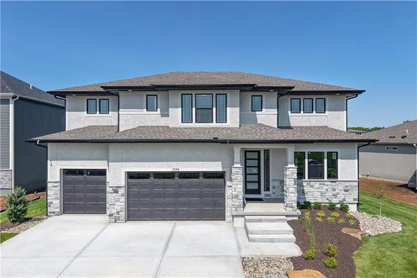 $987,252 | 5143 Northwest 47 Terrace, Riverside, MO 64150