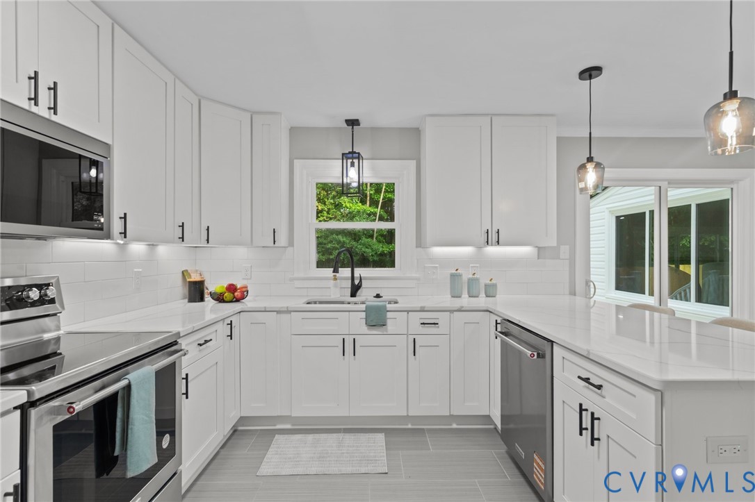 2941 Ellesmere Drive Midlothian, VA 23113 - Photo 12 of 46