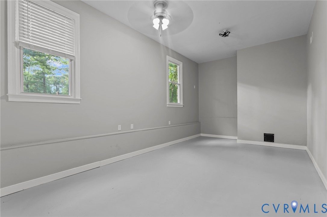 2941 Ellesmere Drive Midlothian, VA 23113 - Photo 23 of 46