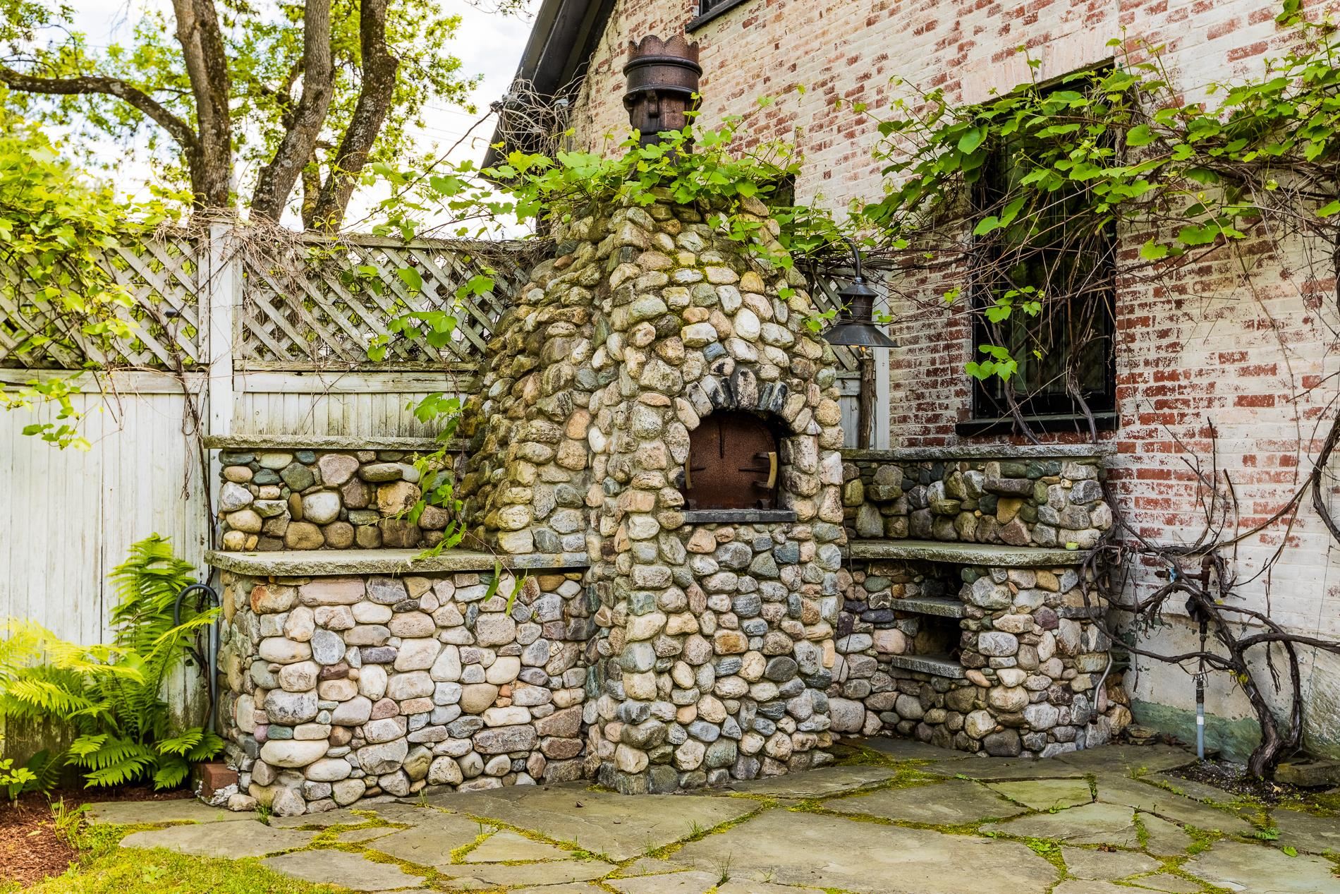 237 Maple Street Stowe, VT 05672 - Photo 37 of 41