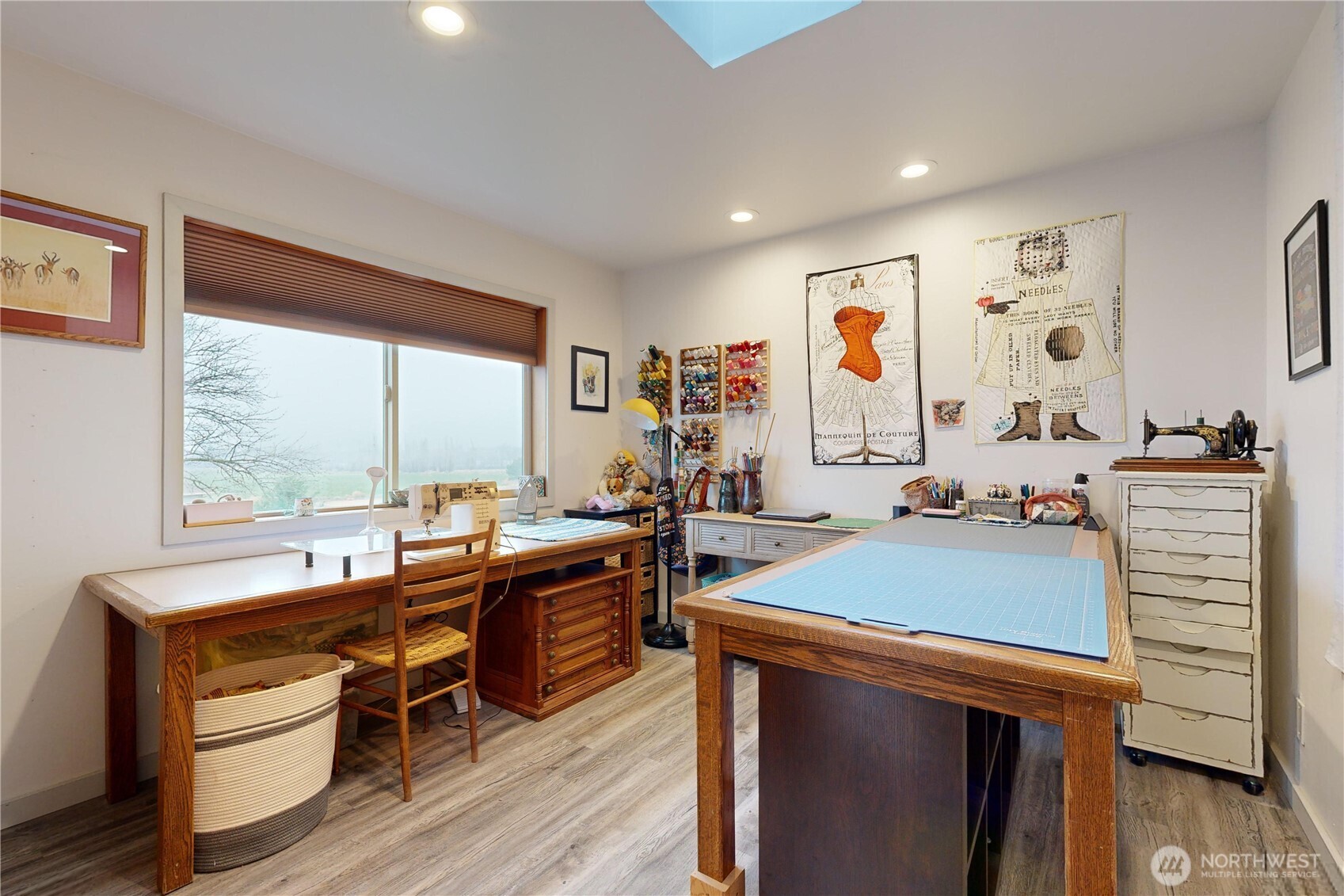 2425 Country Club Road Walla Walla, WA 99362 - Photo 13 of 39 a room with furniture pool table and windows