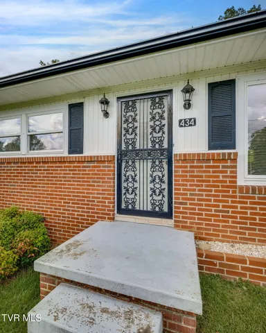 $290,000 | 434 Meadow Lark Street, Weber City, VA 24290