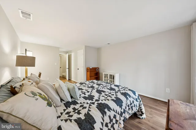 $3,100 | 7307 Castleberg Court, Alexandria, VA 22315