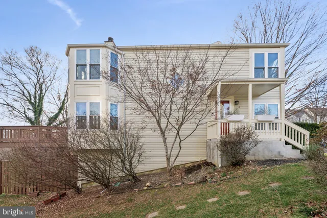 $3,100 | 7307 Castleberg Court, Alexandria, VA 22315