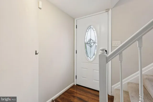 $3,100 | 7307 Castleberg Court, Alexandria, VA 22315