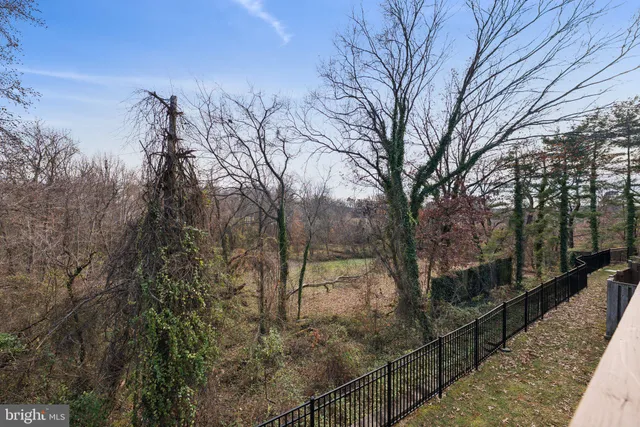 $3,100 | 7307 Castleberg Court, Alexandria, VA 22315